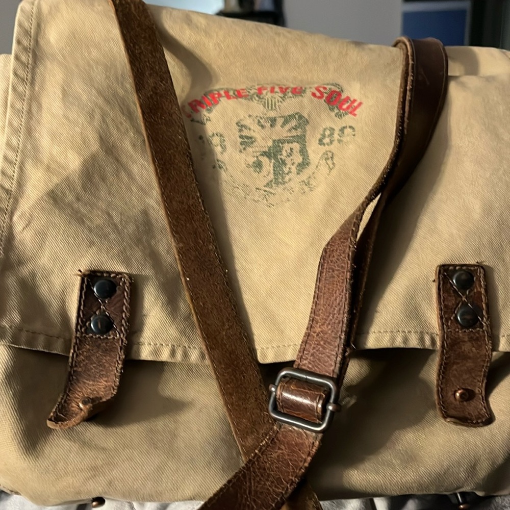Canvas carrying bag 1980s